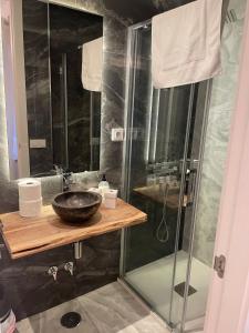 Piso a un lado de Gran Vía 2 habitaciones 2 baños