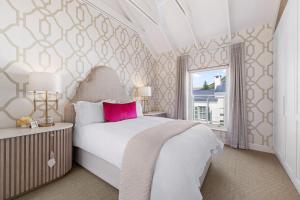 Modern Coastal Townhouse at The Majestic