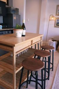 Cozy Corner Apartment