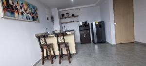 La 70, Laureles Condo, Cold AC