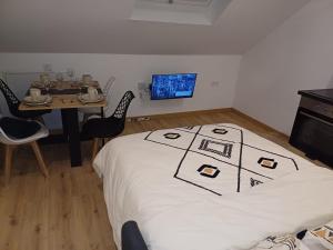 Sobre, soft, accueillant, centre-ville