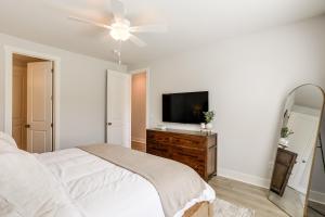 3 Mi to Ole Miss, New Build Inviting Townhome!