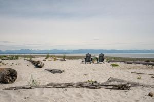 Family-Friendly Beachside Bliss
