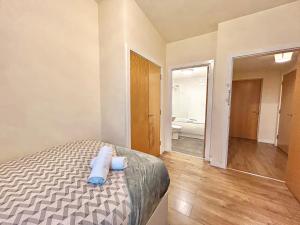 STAY LONGER, SAVE MORE- Sophisticated, Central City Stay