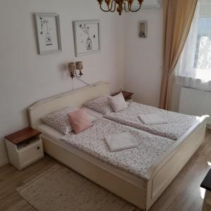 Edina Vintage Vendégház