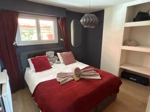 Ideally located apartment with view