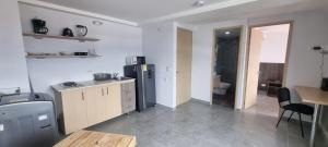 Great Laureles views, Cold AC and best price