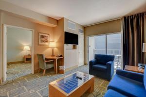 Sky Mist Suite at Platinum Hotel 5 MIN WALK TO F1 KOVAL ZONE ENTRANCE