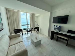 Park Royal 809 Vista al Mar