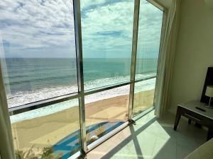 Park Royal 809 Vista al Mar