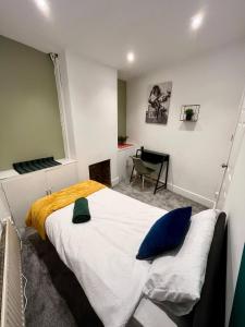 3 Bedrooms house in center l Contractor l Family