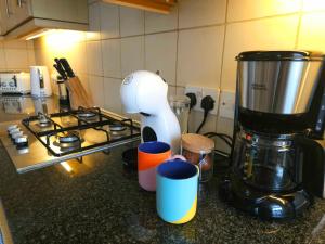 Beautiful Kensington Home with 4 beds, only 3 Minutes walk to Earls Court Station