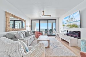 Summer House Unit 305A