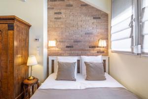 Chic Central Retreat - Modern Comfort