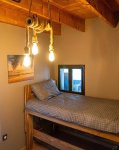 Unique River Houseboat Stay