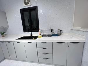 Luxury Apartment Two Bedrooms and Cinema Room