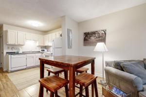 Spa on Port Royal Sound 2221