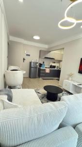Leo residence
