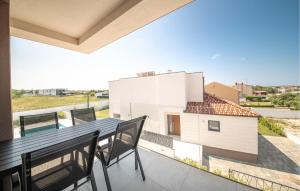 Awesome Apartment In Vrsi With Sauna