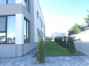 Silver Residence Caracal