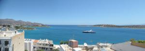 One Bedroom Apartment with Sea View