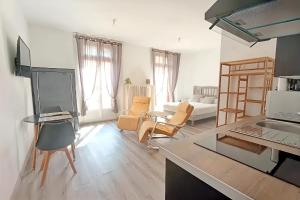 Large studio avec terrasse