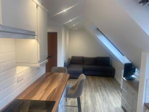 Modern 1 bedroom flat in useful location
