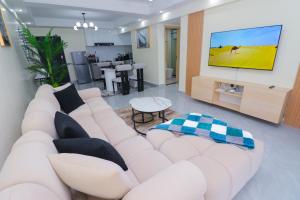 Smart 2BR Apt- Pool,Gym-Orchid Residency Westlands, NBO