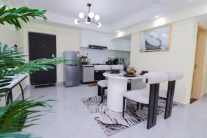 Smart 2BR Apt- Pool,Gym-Orchid Residency Westlands, NBO