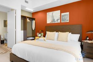 Chic Downtown - City Views Gym & Pool