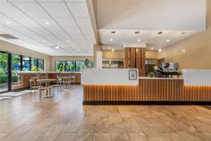 Best Western PLUS Burnaby Hotel