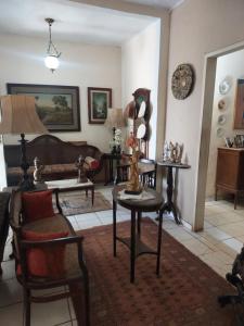 Casa com um quarto de casal para alugar