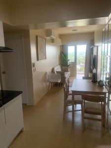 Trey 1-Bedroom Suite Avida Abreeza