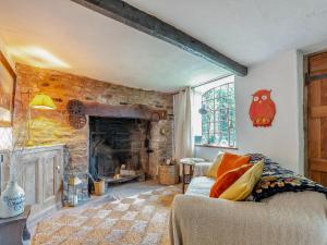 Upper House - Uk48805