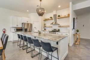 Zion Basecamp with Private Pool at Home in Hurricane