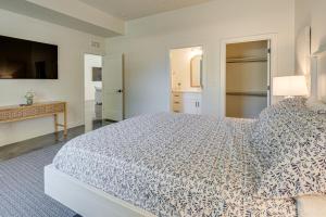 Zion Basecamp with Private Pool at Home in Hurricane