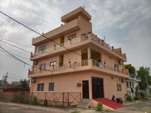 Hotel O R K RESIDENCY SGPGI