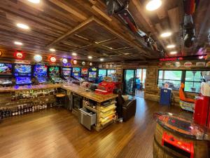 Lake Therapy at The ARK | Gameroom, Hot Tub, Dock