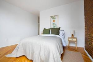 Beautiful 3-Bedroom, 2-Bath Apartment in NYC