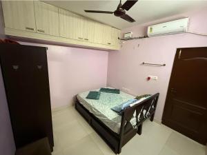 Spacious 3BHK Mountain View -walk to palani temple