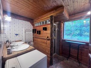 Appartement atypique, accès télécabine à pied, wifi offert - FR-1-508-312