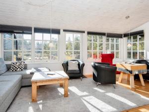 8 person holiday home in Rømø