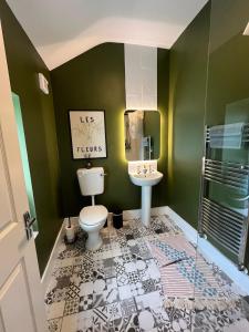 3 Bedroom, 5 Bed Home in the Heart of Galway