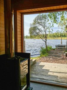 Cottage With Lake View And Boat At Lake Storsjön