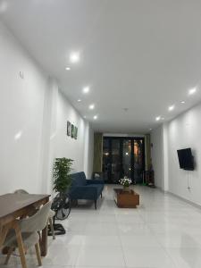 Brand New Whole House For Rent Căn hộ Cho thuê Nguyên căn