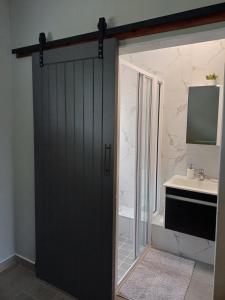 Cove Rock Beachhouse