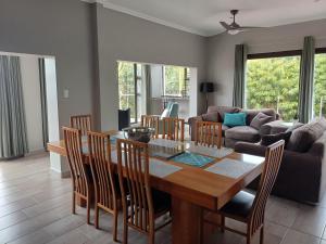 Cove Rock Beachhouse