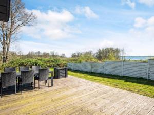 16 person holiday home in Aabenraa-By Traum