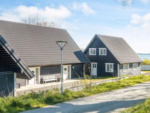 16 person holiday home in Aabenraa-By Traum