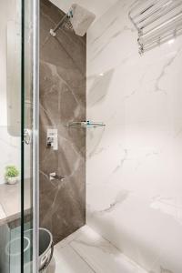 Elegant Studio Duplex in Sector-71 Gurgaon